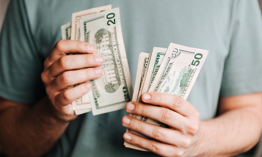 como transferir salário para outro banco sem burocracia em 2026