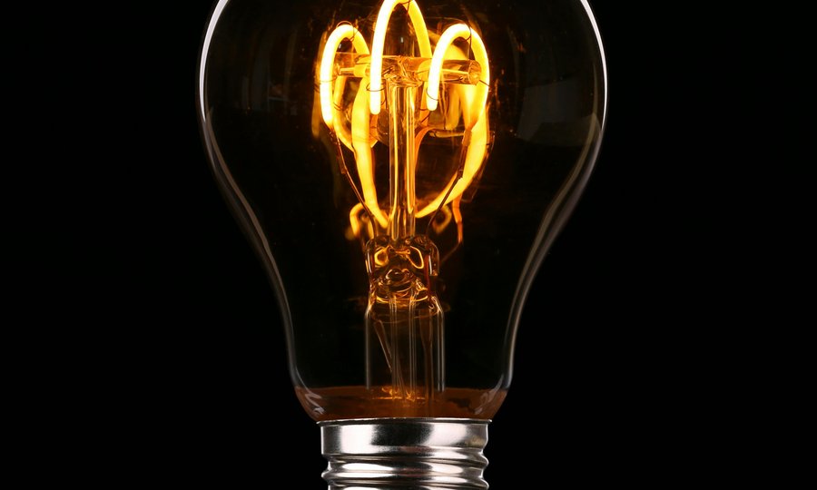 Lâmpada de filamento e o consumo coberto pela tarifa social de energia