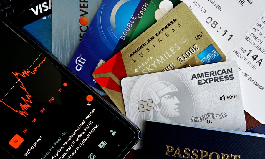 Itens financeiros de viagem para cartão internacional sem anuidade