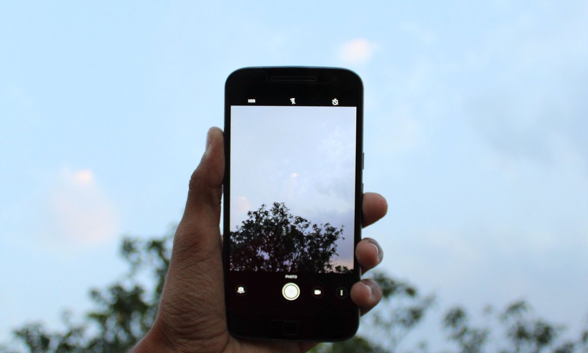 Foto feita com celular para ganhar dinheiro vendendo fotos